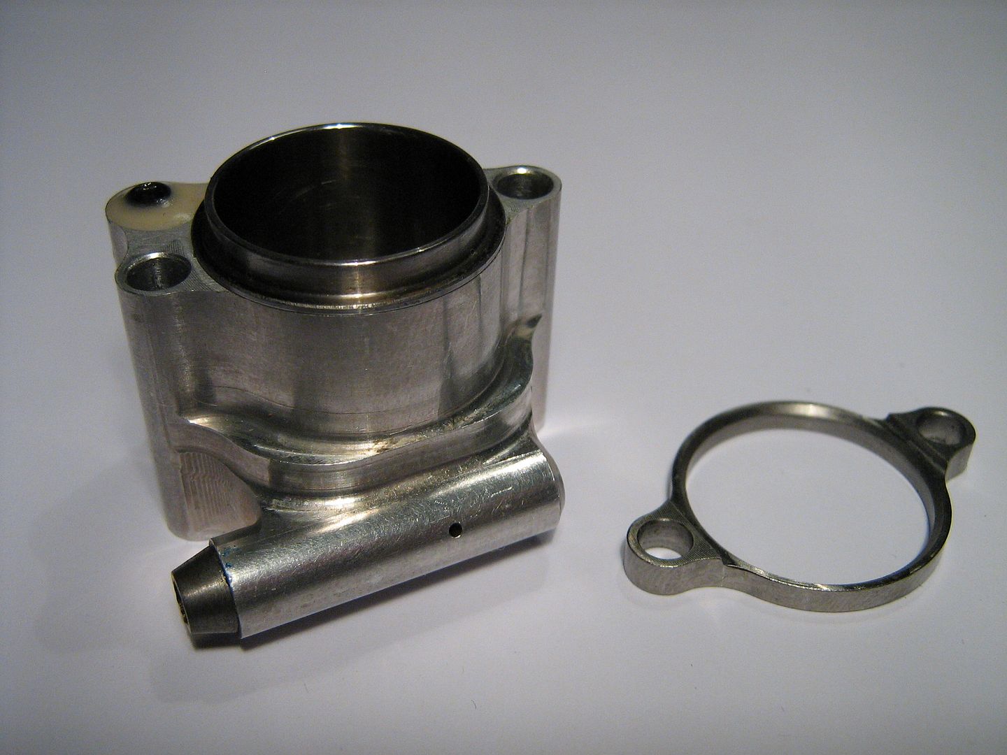 F1 Pneumatic Valve Spring, a closer look